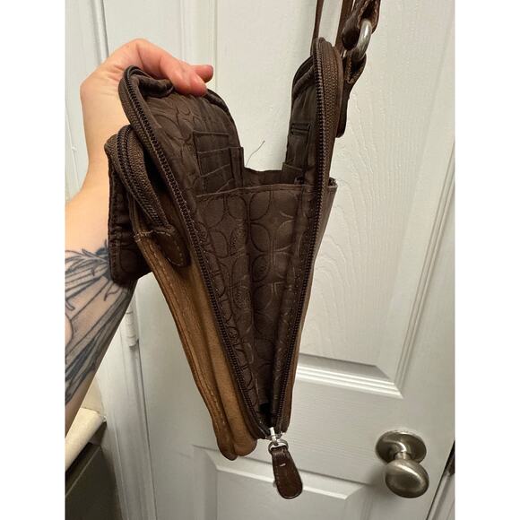 Vintage 90s Fossil Soft Brown Leather Square Crossbody Bag - Picture 9 of 10
